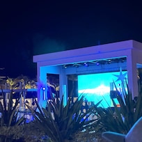 Open music and dancing outside