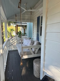 Outdoor swing