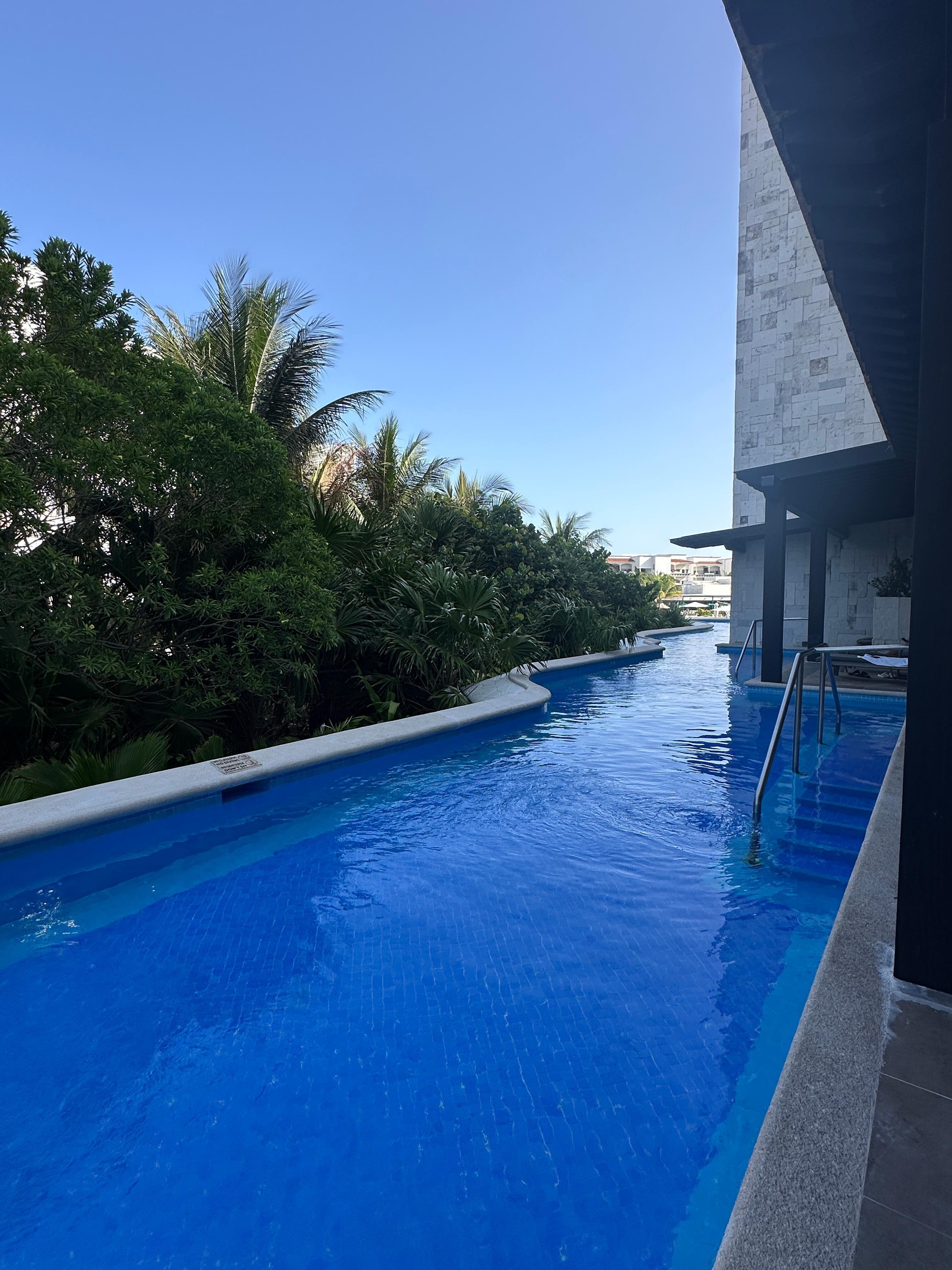Swim up room.  Ventus. 