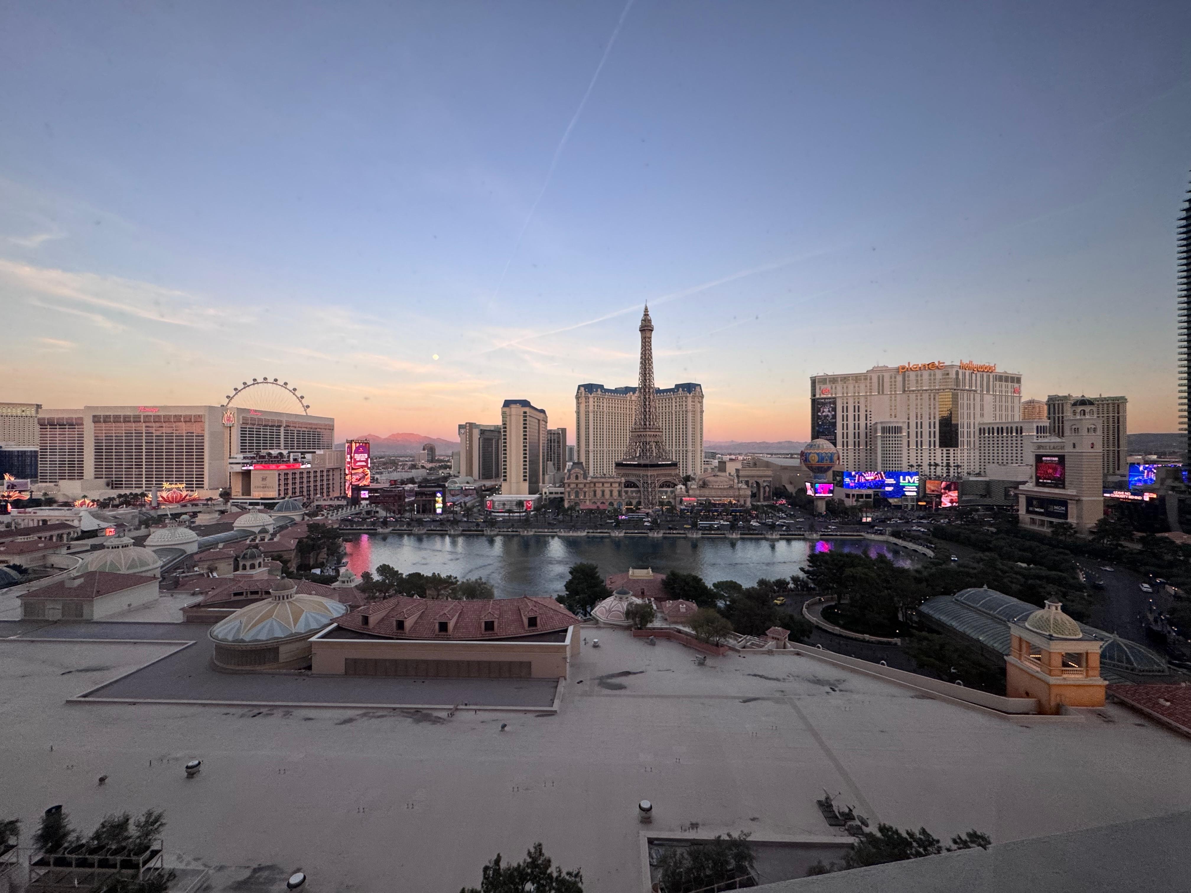Vista do quarto de frente pra fonte