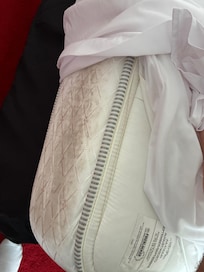 Dirty mattress 🤮