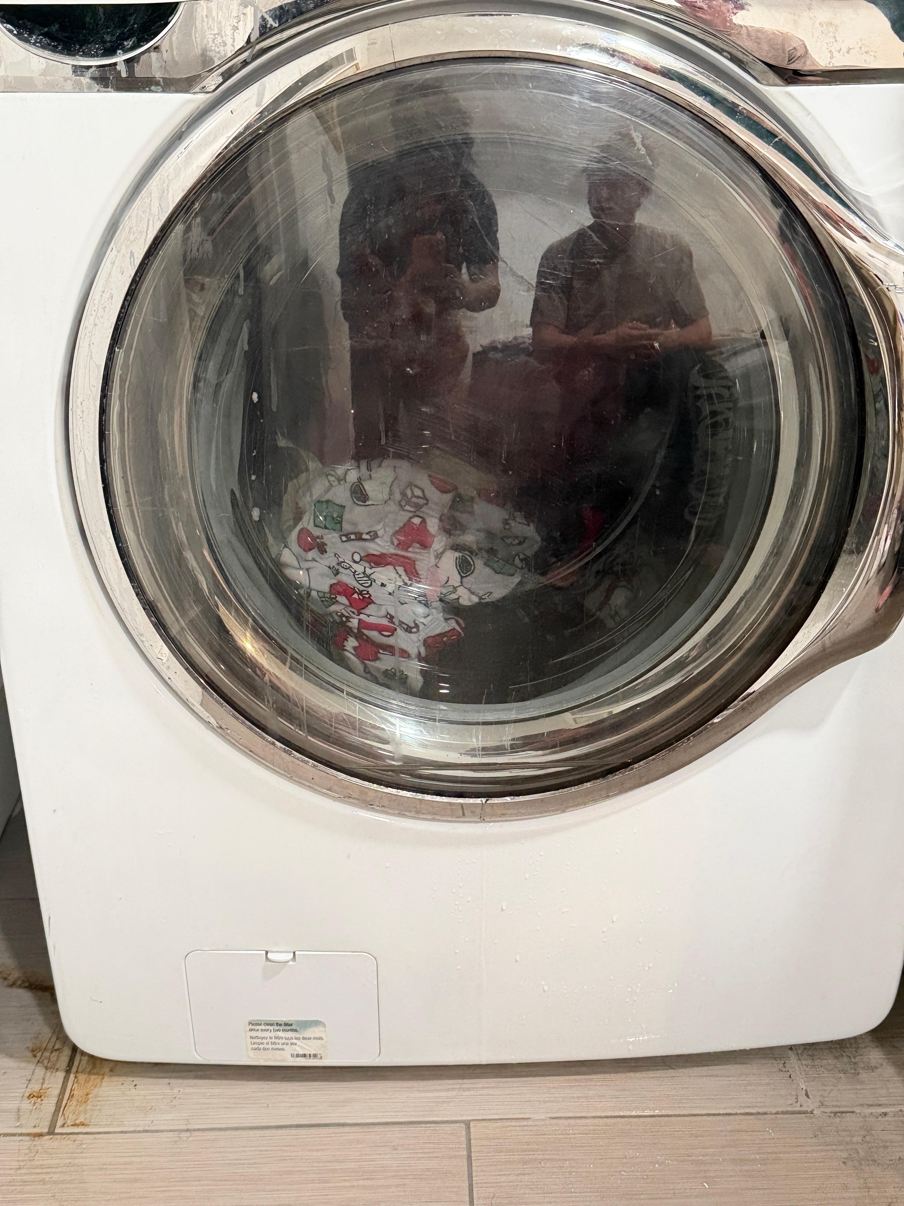 Water is to the rim of the washer because the water could not stop.