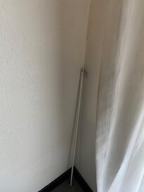 Curtains rod in corner
