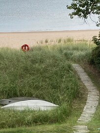 Path to beach, kayaks