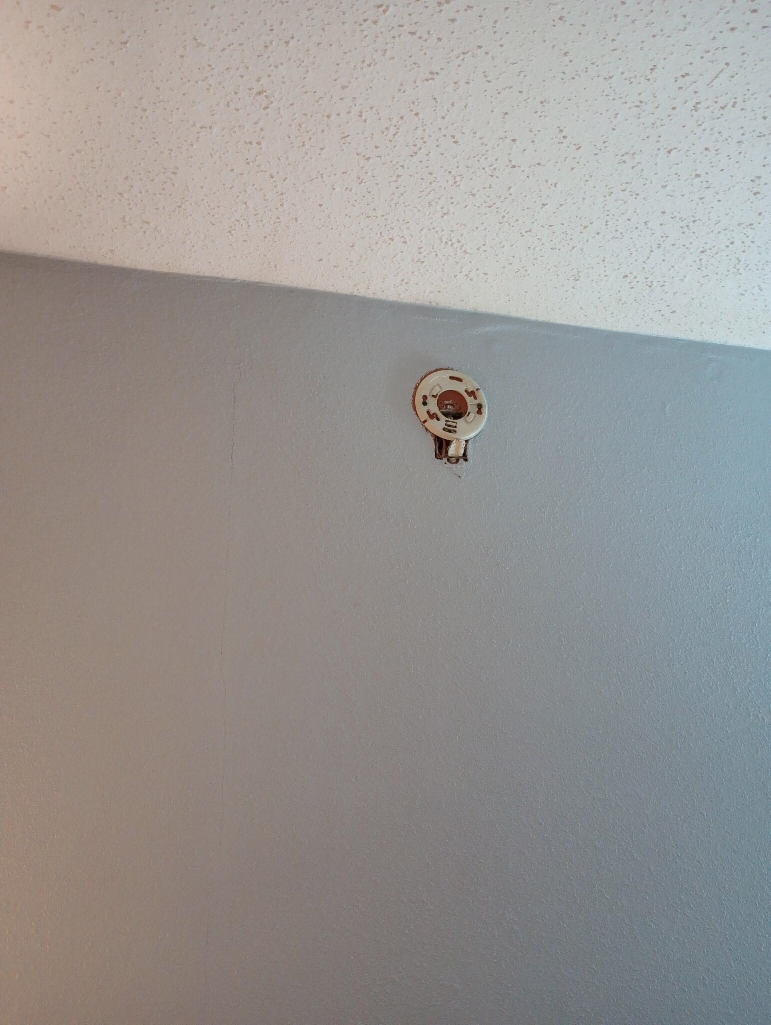 Broken and missing fire extinguisher 