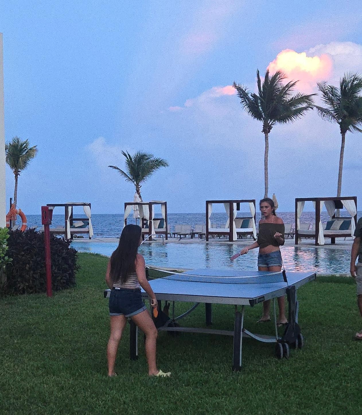 Outdoor ping pong