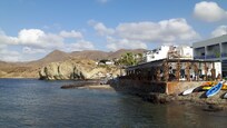 Excursión a Cabo de Gata. Pueblo para bucear muy tranquilo.