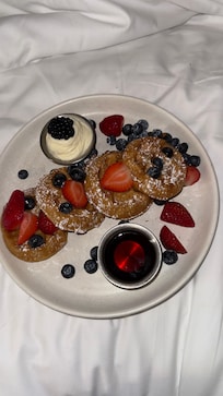 Breakfast in room dining