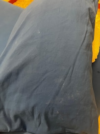 I don’t think the sheets were changed either from the last people who stayed.