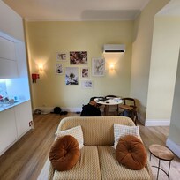 Petite but not cramped