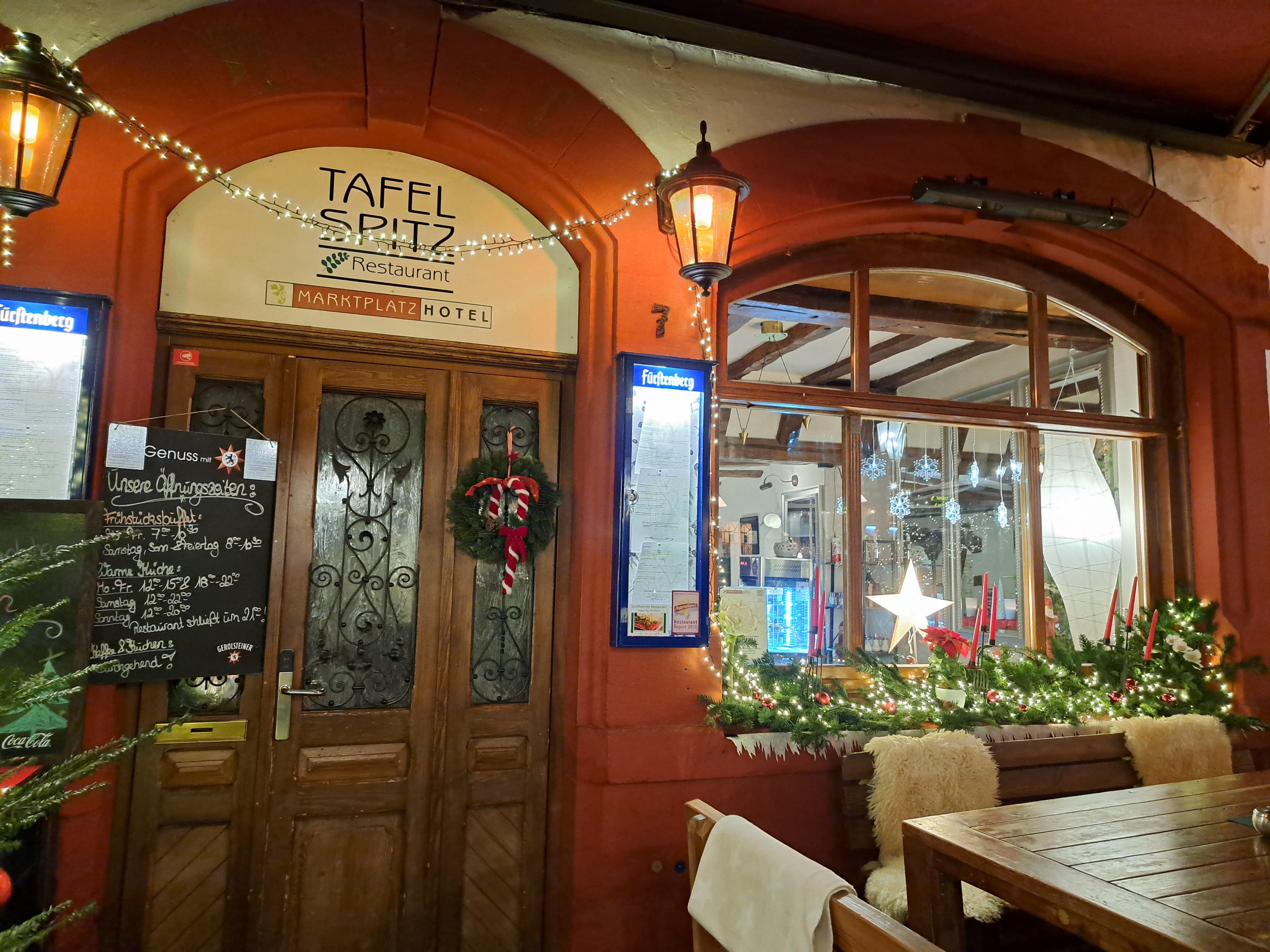 Front of the restaurant/hotel