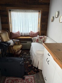 Living room area very cozy