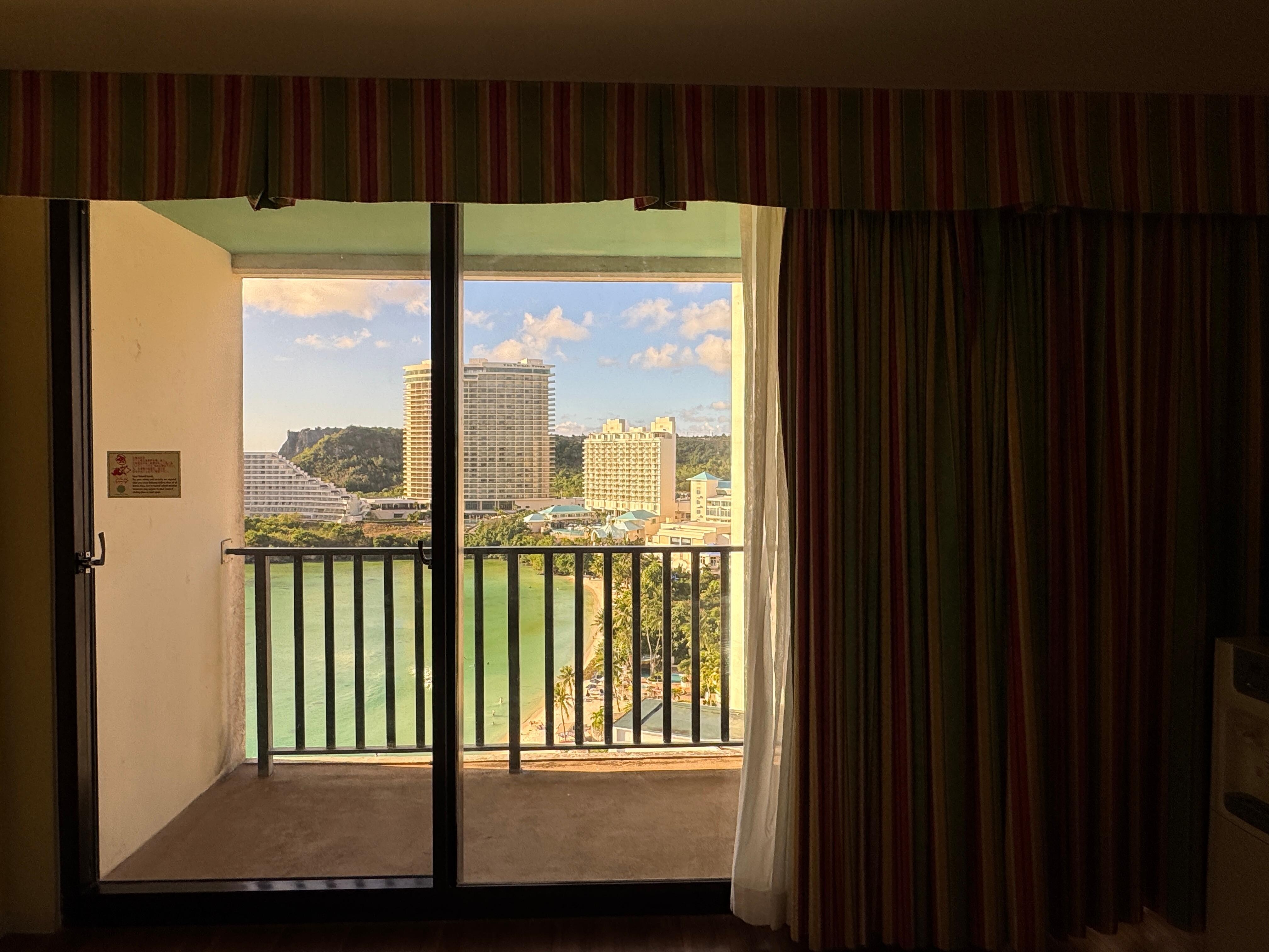 他の部屋でも海は見えました