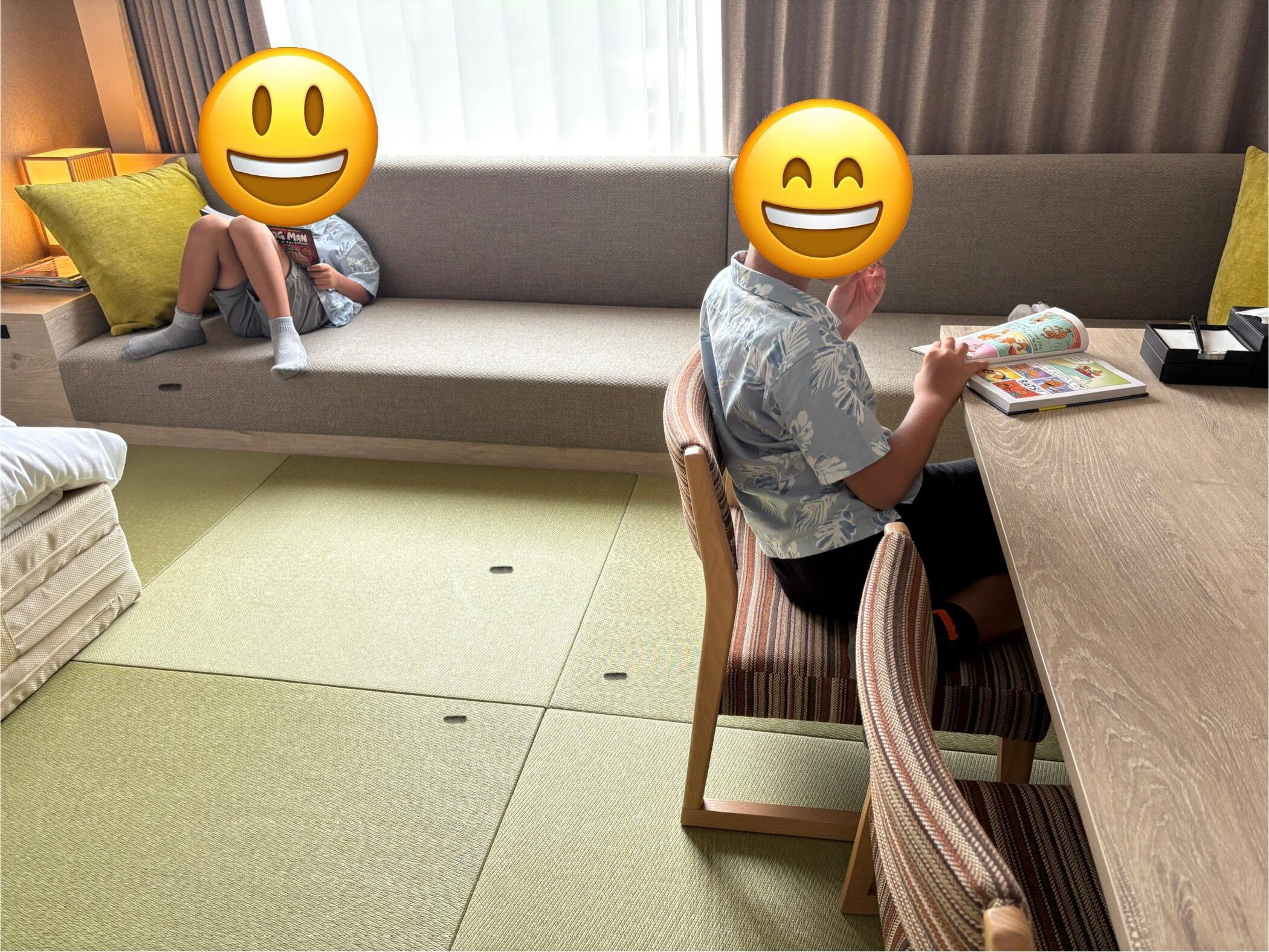 Low table to meals and reading. Cozy window seating that will fit at least 6 ppl