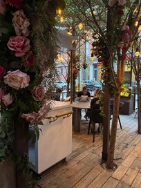 Beautiful floral decor breakfast at nomo