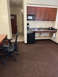 Room number 131
My room was very clean & the restroom was very clean & shower also 👍 a very good job 👏