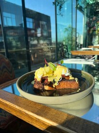 Eggs Benny was amazing