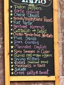 Que Tapas menu - close to the hotel with vegetarian options, good beer, good prices and great service.