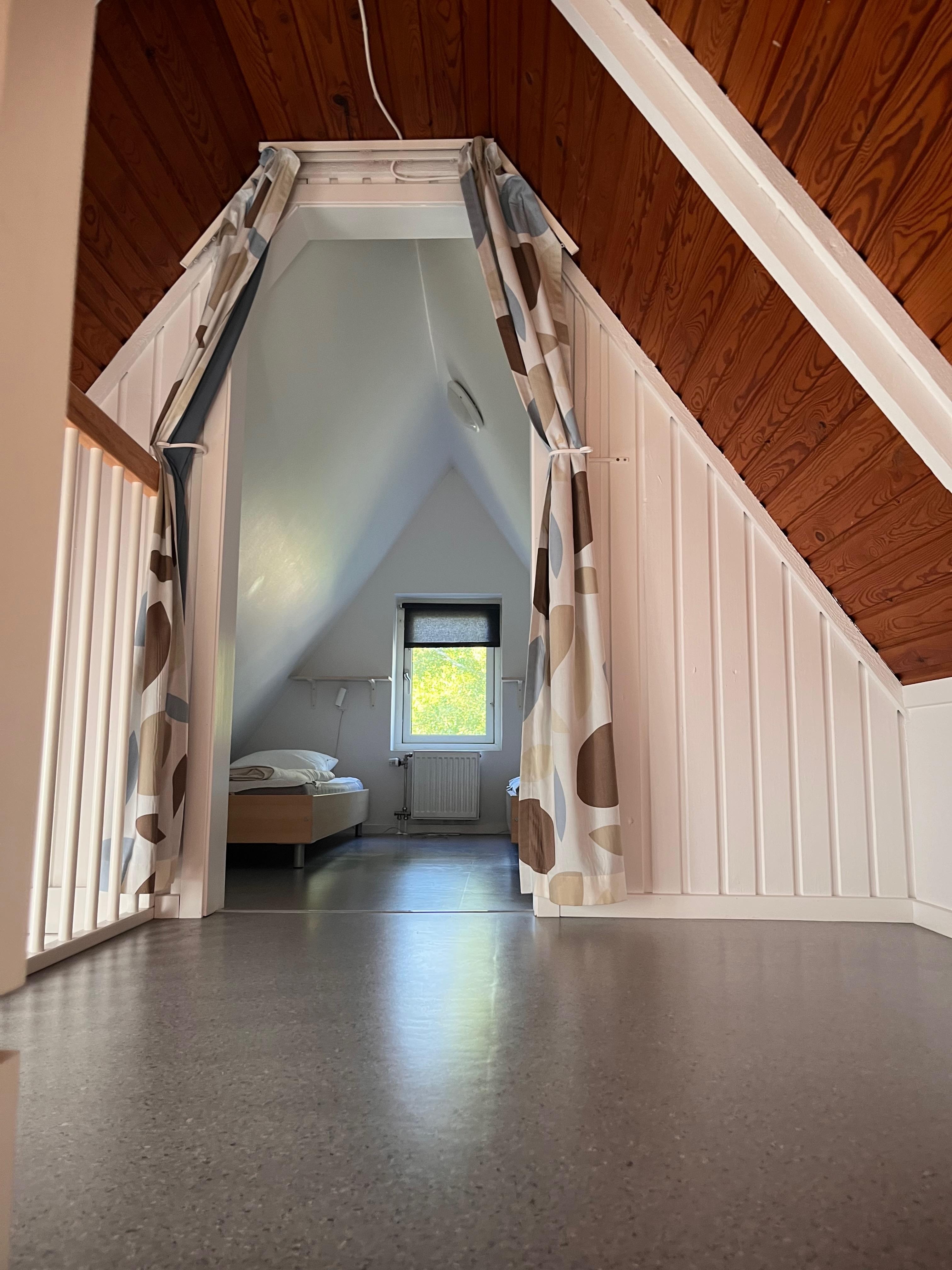 upstairs sleeping - there were 2 additional 2 bed rooms on main floor