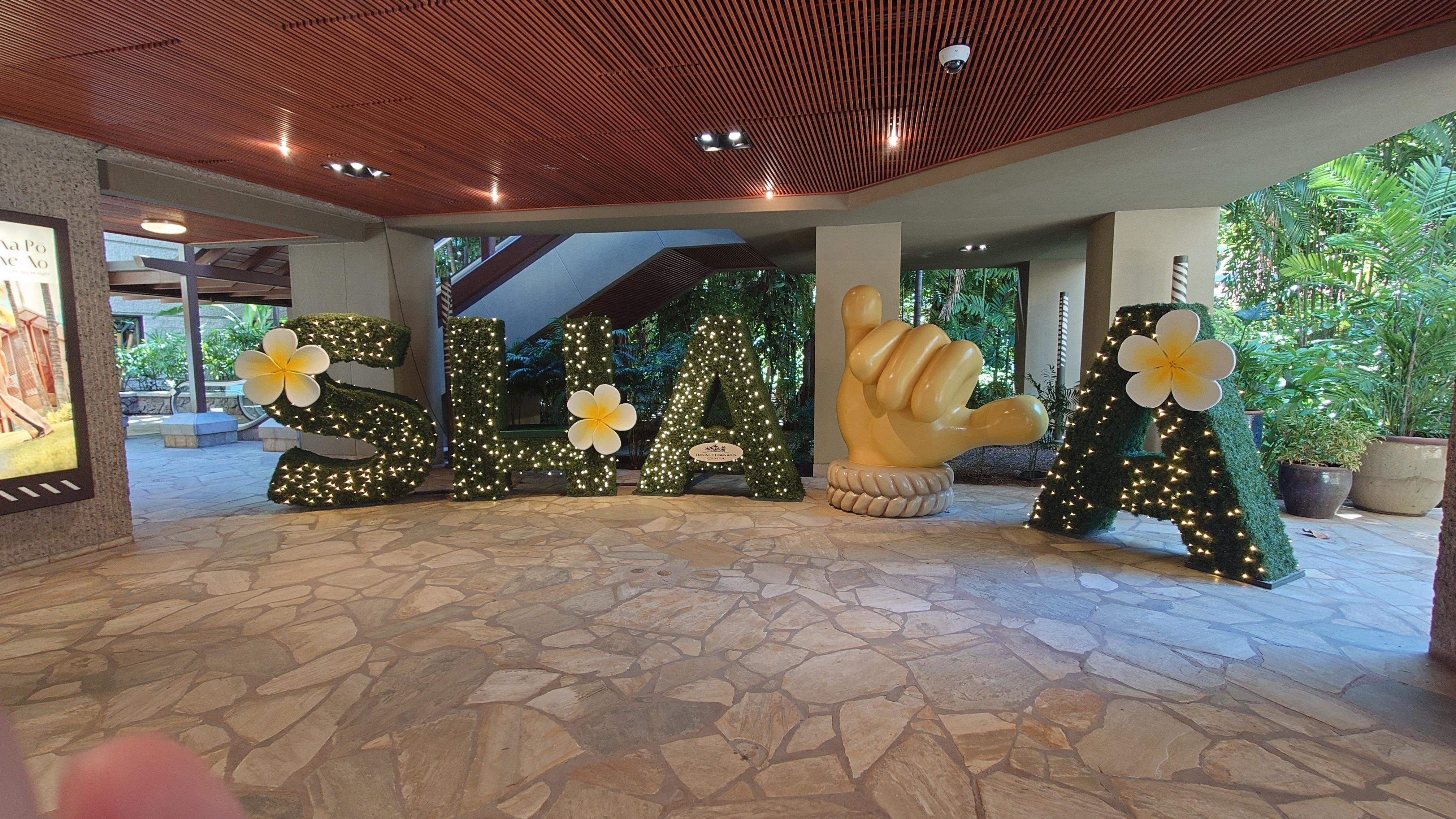 ロイヤルハワイアンセンターにも至近でショッピングが快適でした。