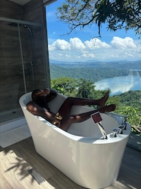 Perfect bathroom for tub content lol