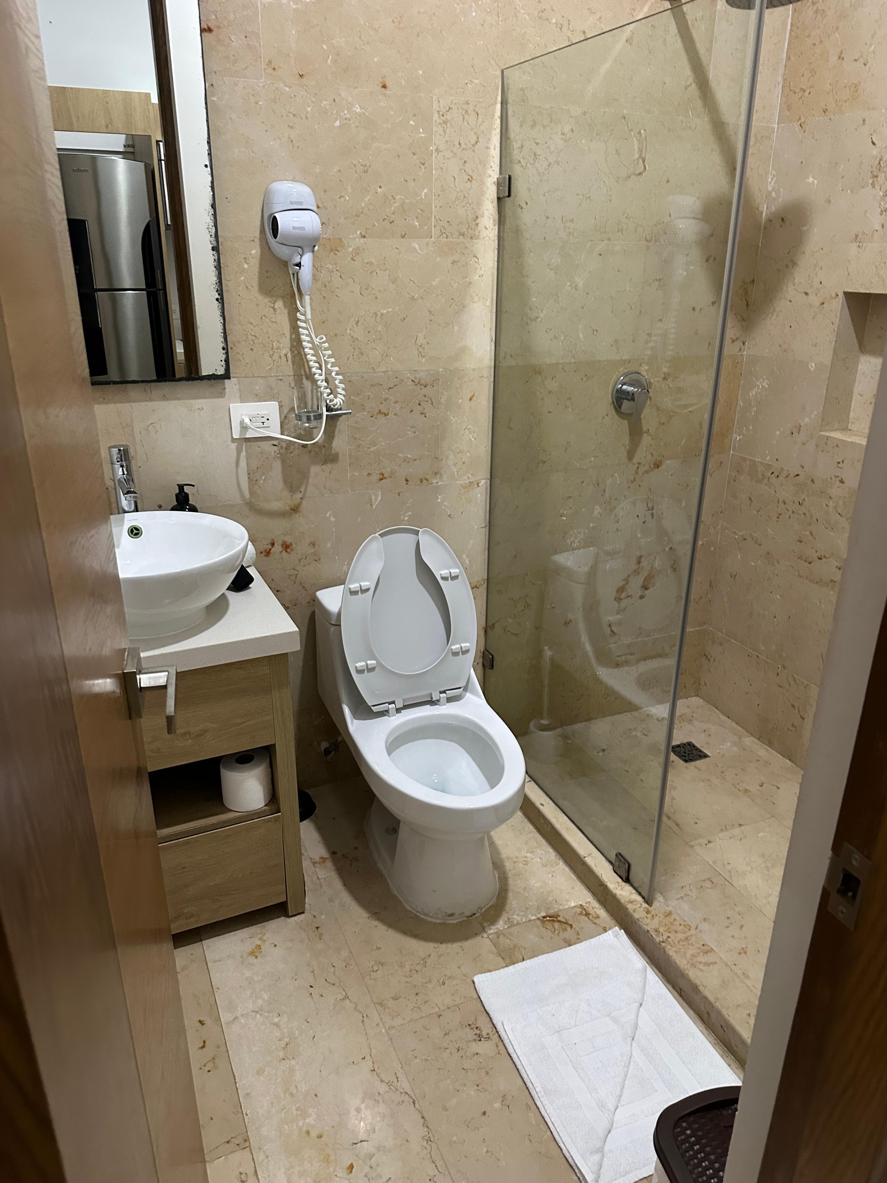 Lots of towels and good hot water 