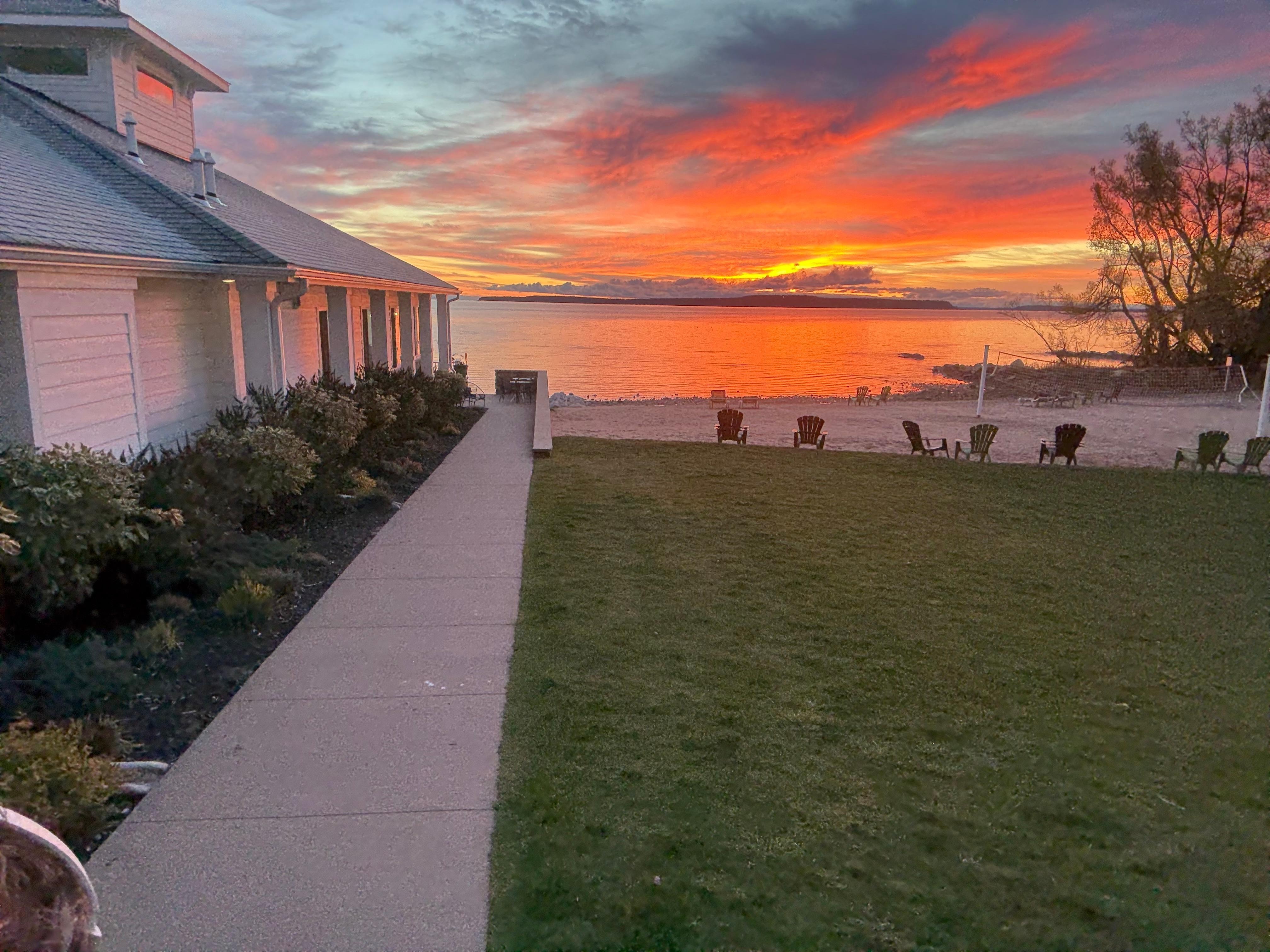 Clubhouse sunset. 💕