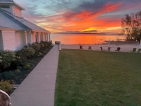 Clubhouse sunset. 💕