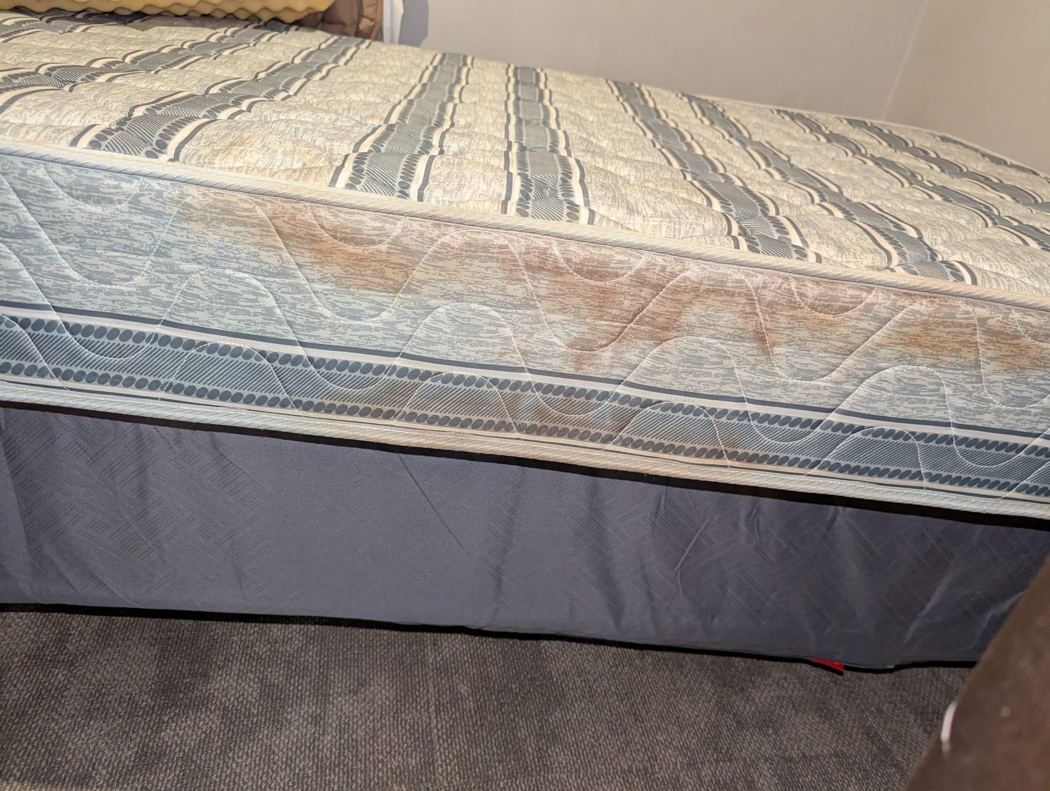 Bed mattress 