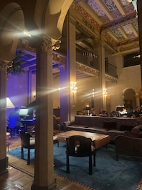 Live piano player in gorgeous bar