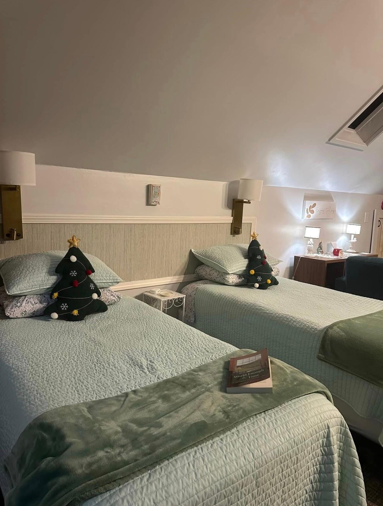 Beautiful Christmas decorations 