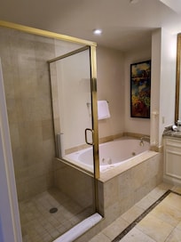 Beautiful bathroom.