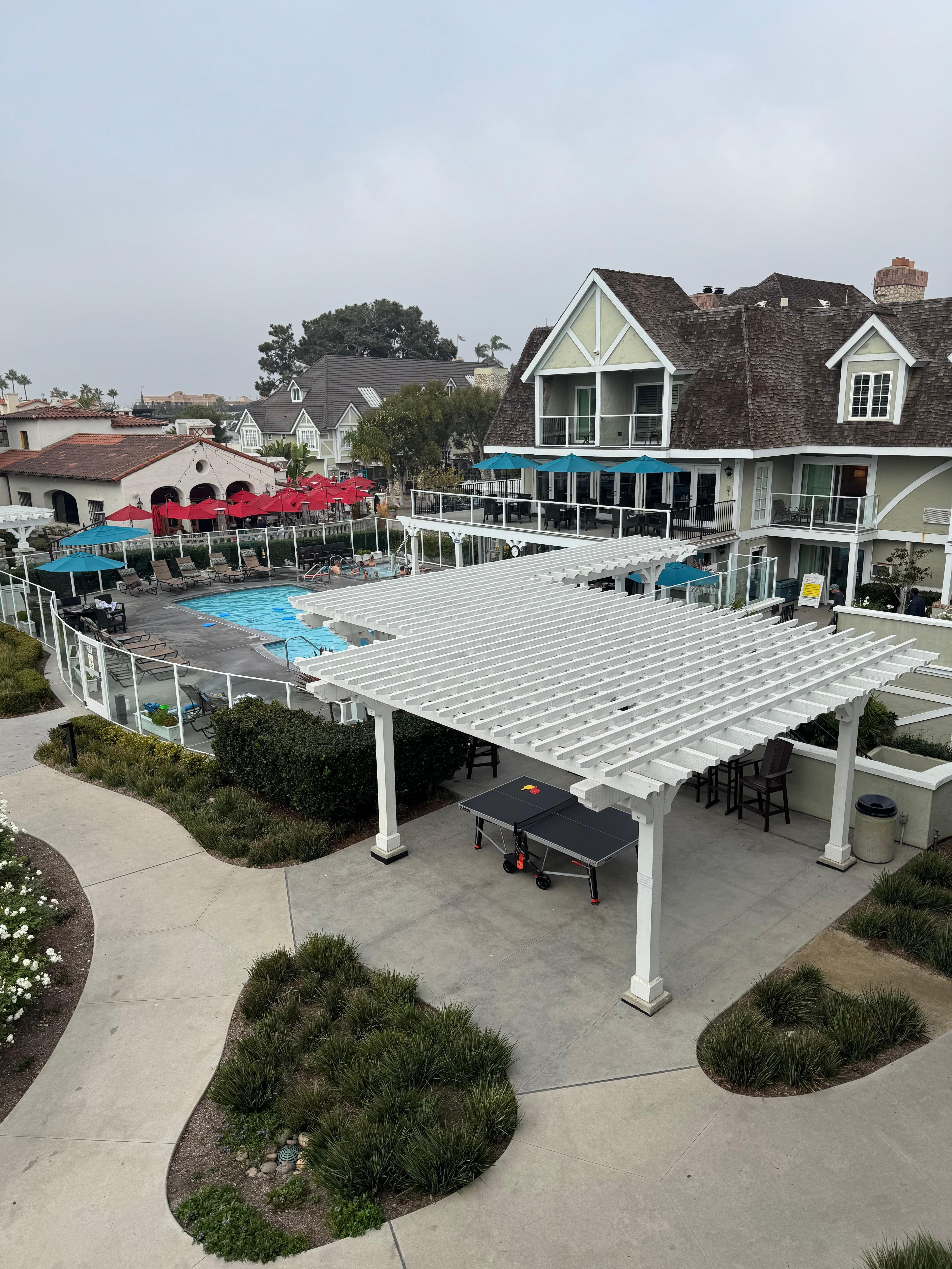 family pool and jacuzzi 