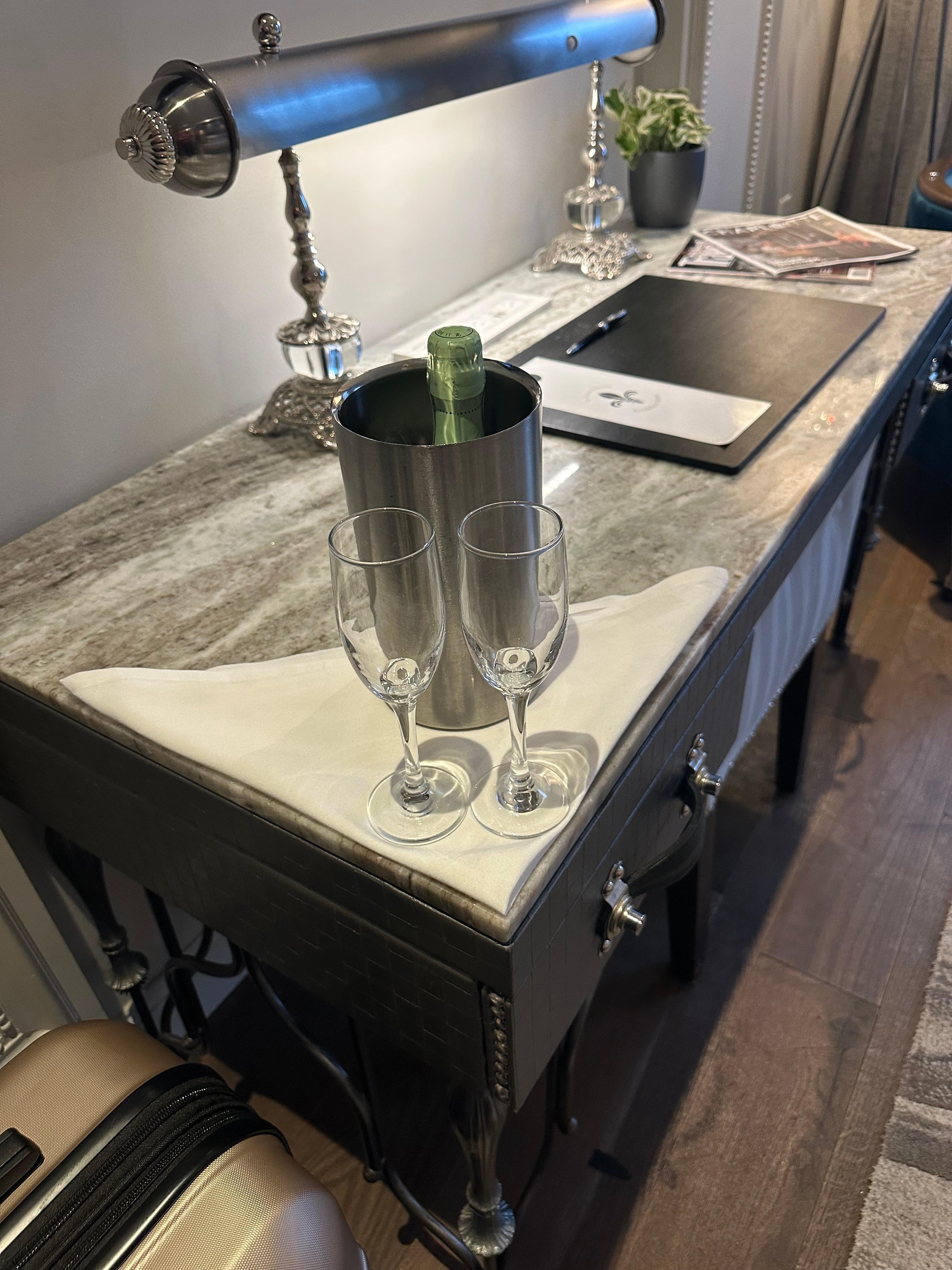 As we entered our room we found a small bottle of prosecco to celebrate my birthday.