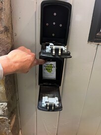 My key should have been in the top box, it’s empty and horrible security because the other key box was the same code as mine!