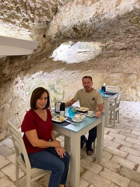Breakfast in the cave
