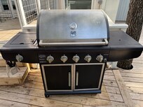 BBQ in poor state no cover