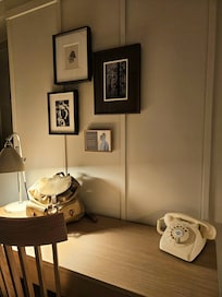 Interior - Desk
