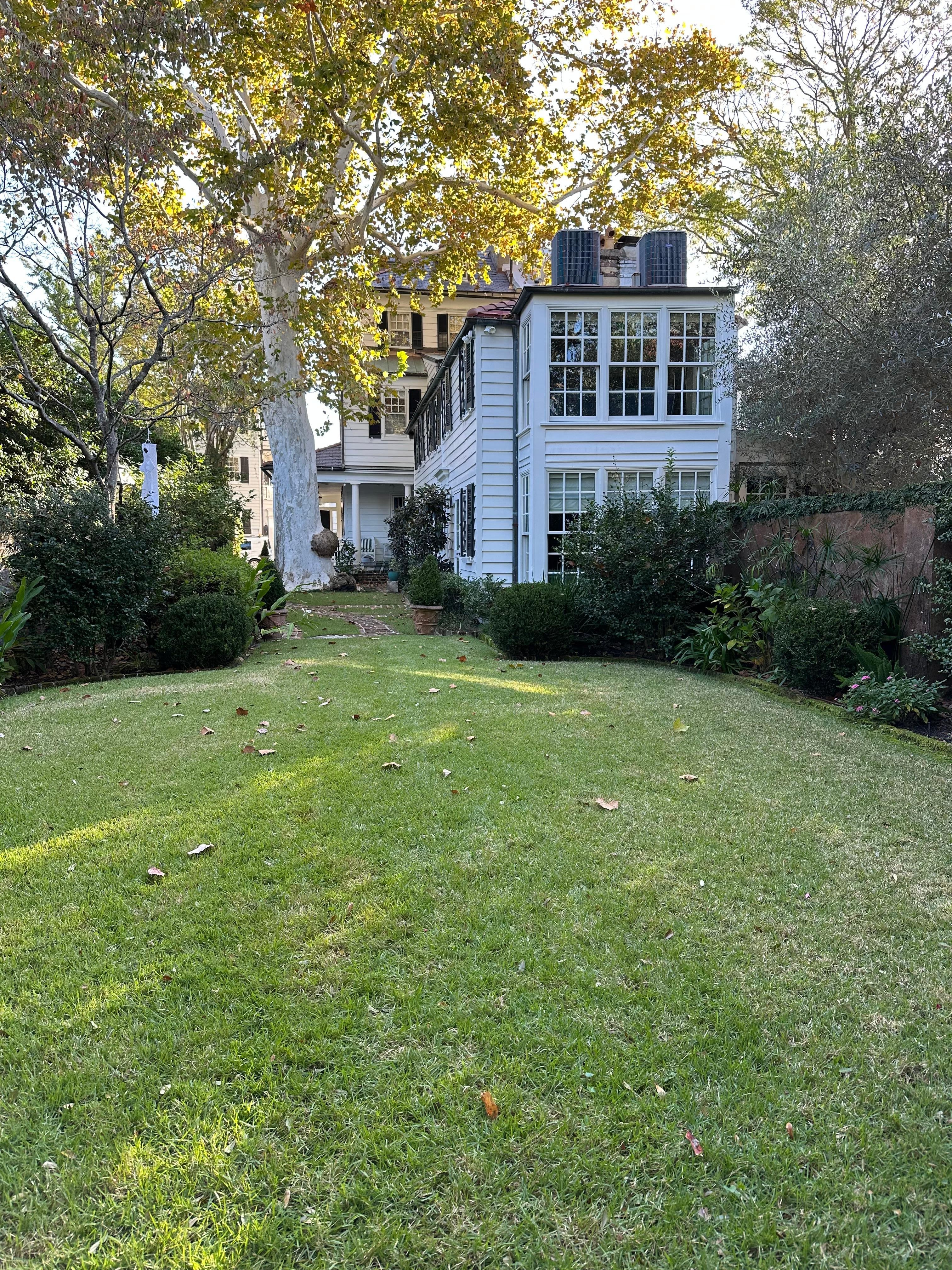 Back yard looking towards vrbo on 2nd floor 