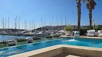 Outdoor Pool and Bar