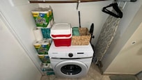Washer in the space but wasn’t hooked to anything. Space used for storage.