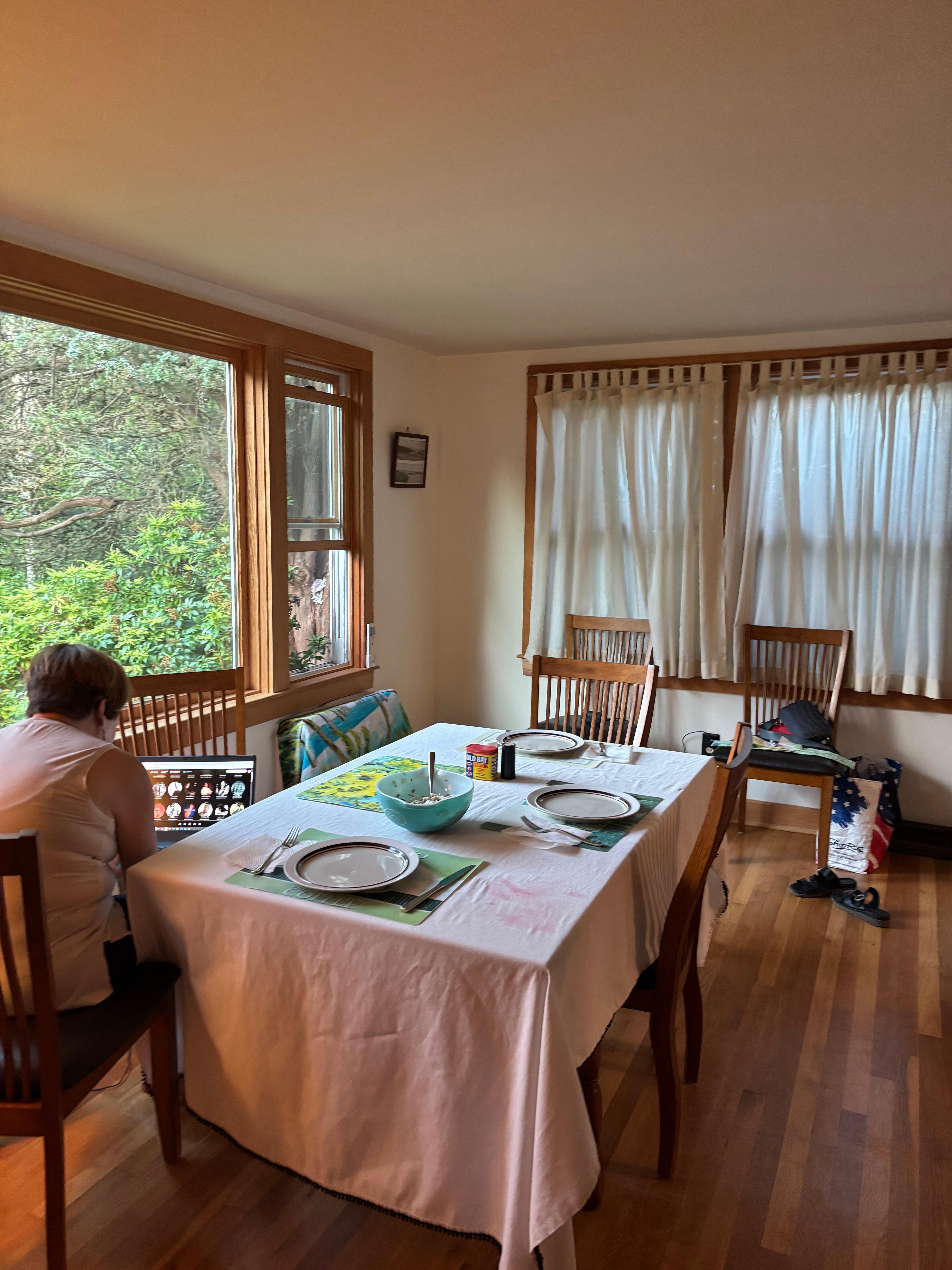 Setting the table foe dinner.
