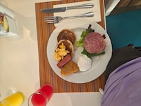 Breakfast plate