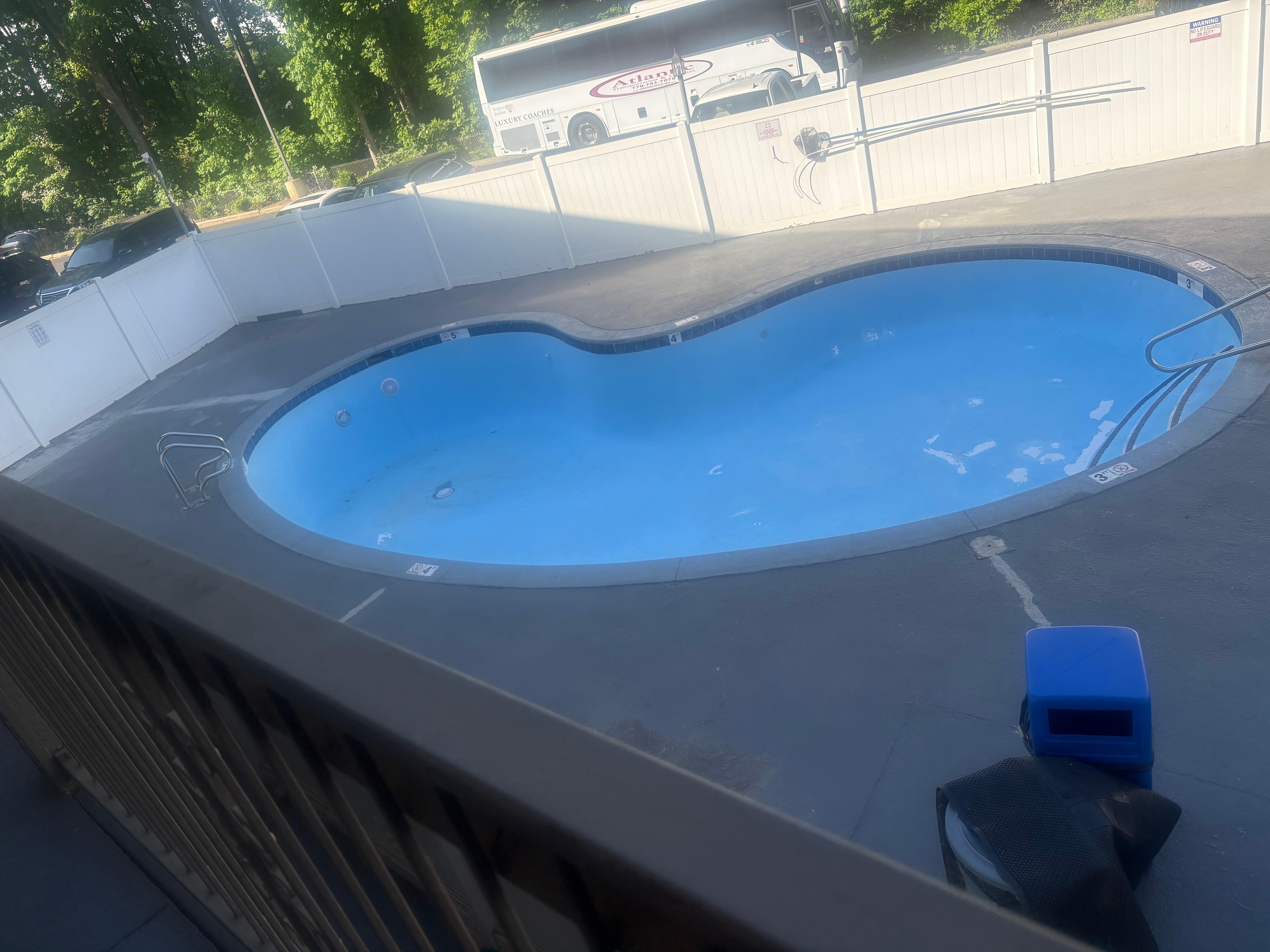 Here’s the pool! Non functional 