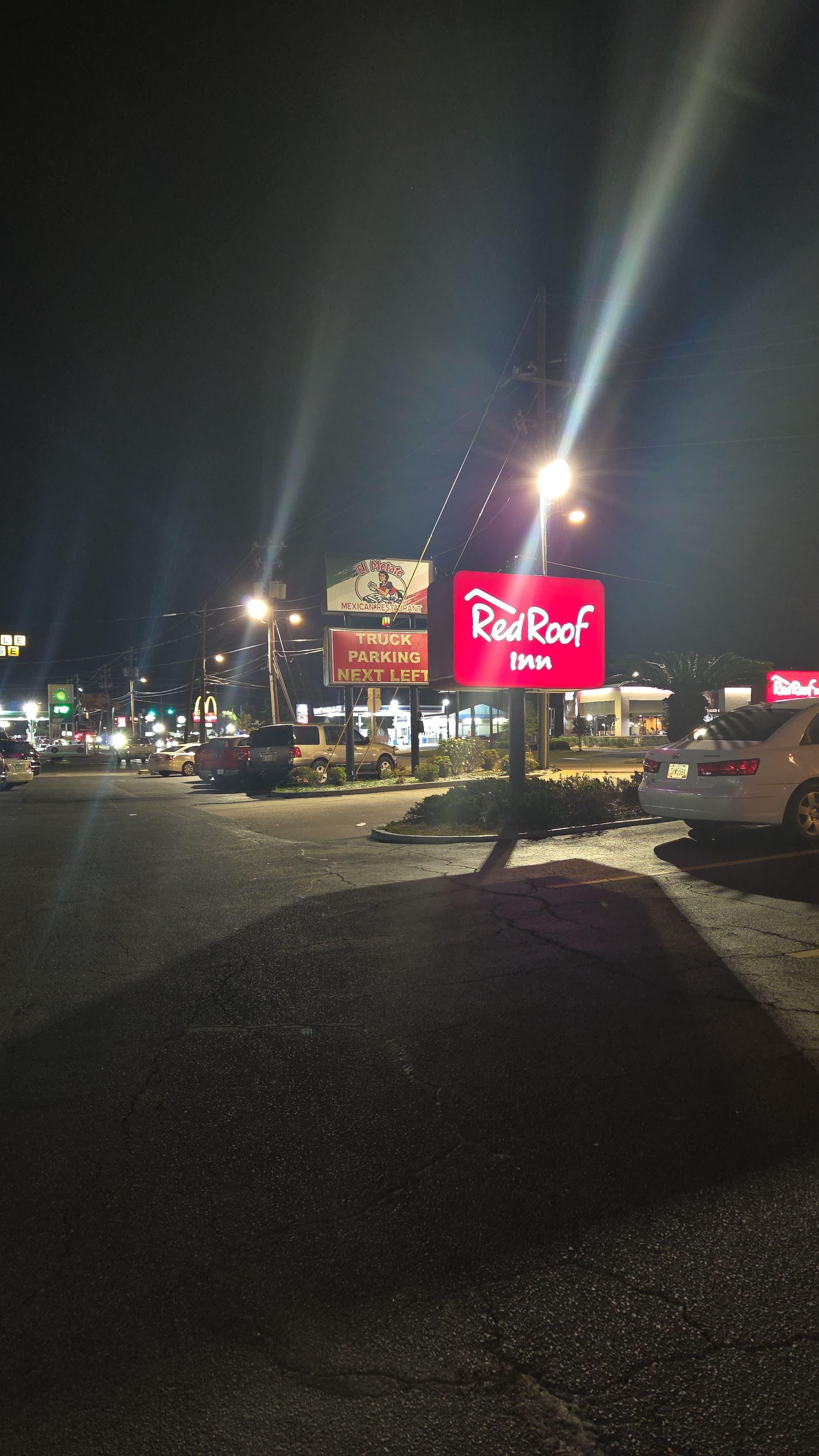 Muy buena ubicación al lado de la I75