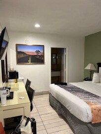 My room (25)