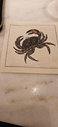 Loved the cloth napkins, sustainable materials.