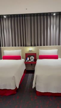 ベッドにストレッチポールがあってすごく良かったです