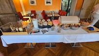 A very nice breakfast buffet.