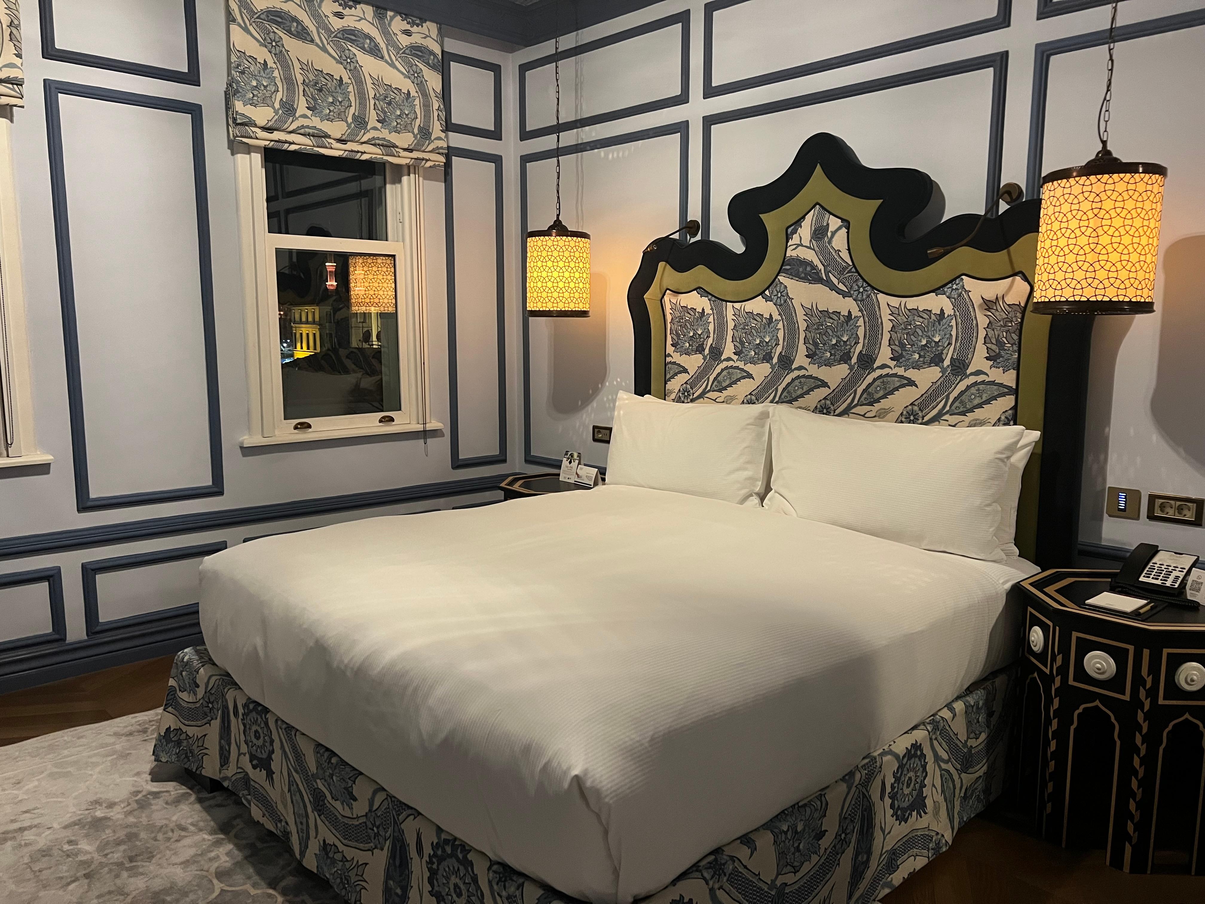 清潔でイスタンブールらしい素敵なベッド